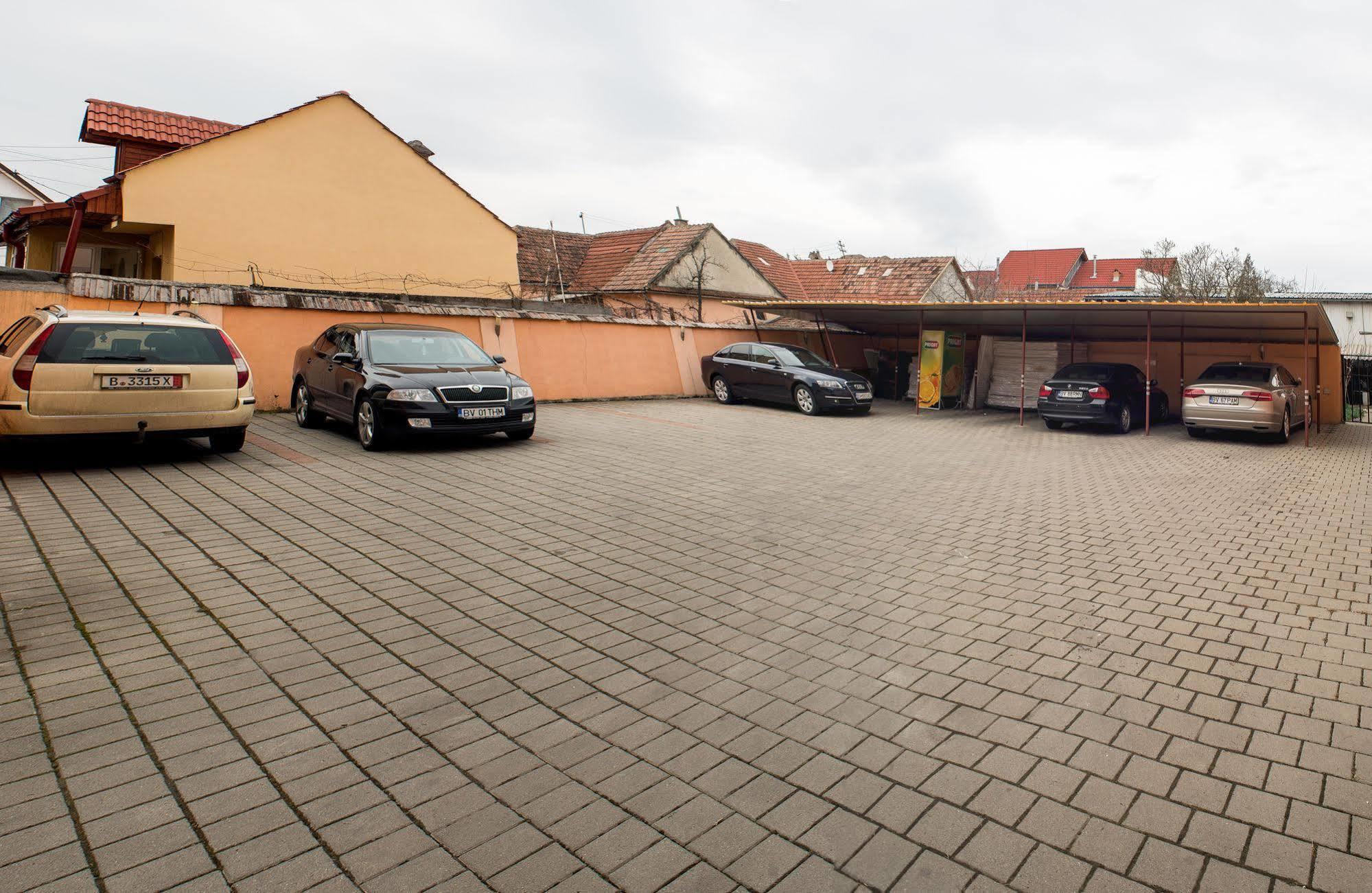 Hotel Regal Braşov Exterior foto